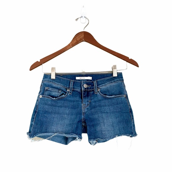 Levi’s 501 Mid Rise Shorts Blue Size 1